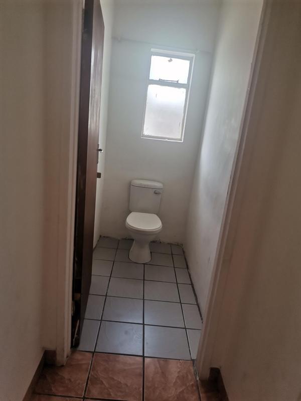 4 Bedroom Property for Sale in Gelvan Park Eastern Cape